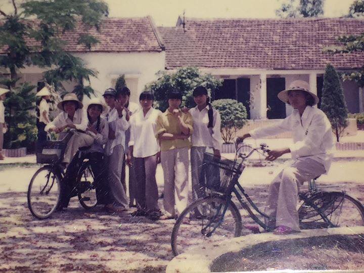 Về miền ký ức - Chạm vào ước mơ